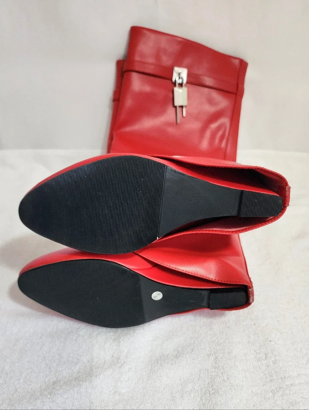 Women's Red Knee-High Boots Size 8.5 Faux Leather Wedge Heel Classy Retro